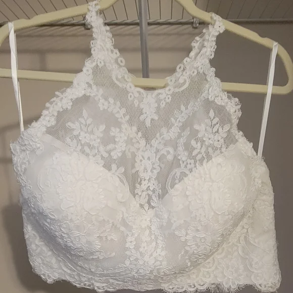 Wedding Dress - Picture 5 of 7